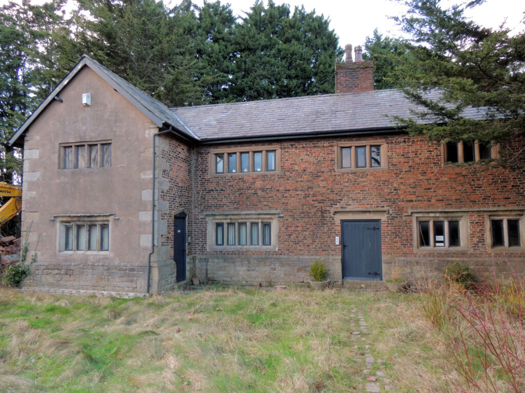 Old Lemon House in Walton-le-Dale is a Listed Building dating to the early 17th Century.